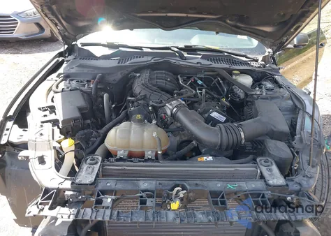 2015 Ford Mustang V6 z USA, uszkodzony, nr VIN 1FATP8EM8F5403003